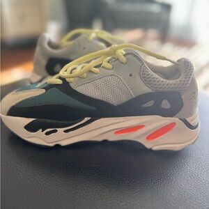 Stylish Multicolor Sneakers